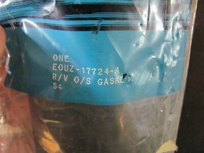 Junta de montaje del espejo retrovisor exterior Ford E0UZ-17724-A 1980-89 E150-350 NUEVO DE STOCK Foto 1 de 2