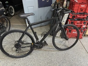 Cannondale Men's Bicycle - Picture 1 of 6