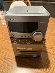 Sony HCD-NEZ30 CD Cassette AM/FM Radio Receiver Fully Tested No Speakers - Picture 1 of 8