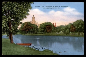 Postcard Silver Lake with Clinic in Distance, Rochester, Minnesota - Picture 1 of 2