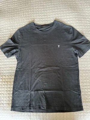 Old School Louis Vuitton LV Logo T Shirt Dark Grey XL More L — 第 1/4 张图片