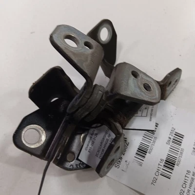 Chrysler 300 Door Hinge Set Right Front Passenger  2015 2016 2017 2018 2019 - Image 1 of 4