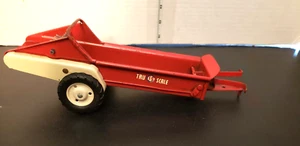 Vintage 1:16 Tru- Scale Manure Spreader - Picture 1 of 9