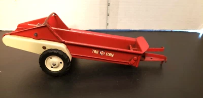 Vintage 1:16  Tru- Scale Manure Spreader - Image 1 of 4
