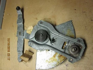 1974-76 CHRYSLER CORP. WINDOW REGULATOR NOS - Picture 1 of 4