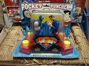 POCKET PUNCHERS SUPERMAN VS DARKSEID MB 1996 KNOCK DOWN FOR 2 PLAYERS NEW - Picture 1 of 3