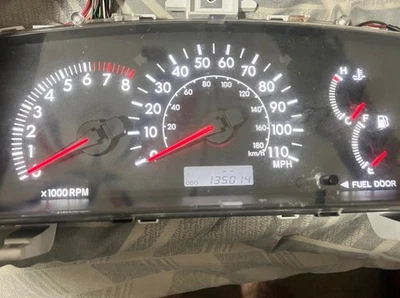 2004-2008  Toyota COROLLA  LE  CE Instrument Cluster Speedometer Oem 135k - Image 1 of 4