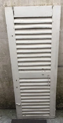 Volet persienne en bois  H : 177 cm - l : 65,5 cm -ep : 2,8 cm - Photo 1/3