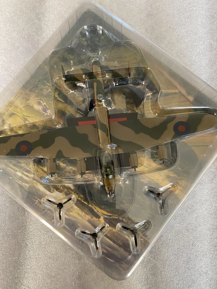 Altaya Bombardier Avro Lancaster Mk III (royaume uni ) - Photo 1/2