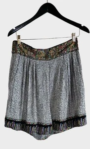 Vintage Cache Shorts Women's 12 Black Tribal Print Back Zip Elastic Waistband - Picture 1 of 7
