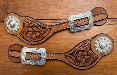 EXCELENTES CORREAS DE VAQUERO MONTADAS EN PLATA TALLADAS A MANO POR TONY OF NEVADA Foto 1 de 2