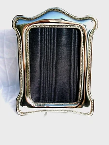 Stylish Finest 999 Quality Hallmarked Silver London & Britannia Photograph Frame - Picture 1 of 13