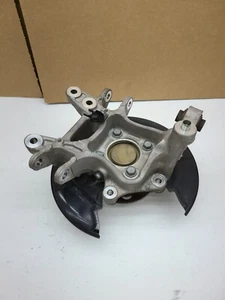 2017-2019 Honda CR-V Rear Left Passenger Side Knuckle & Hub (LH) OEM 42200TLB - Picture 1 of 15