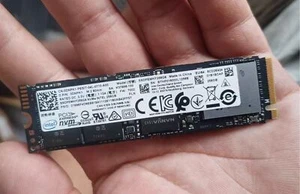 Intel 7600p Series SSDPEKKF256G8L 256GB 2280 M.2 PCIe NVMe Solid State Drive - Picture 1 of 4