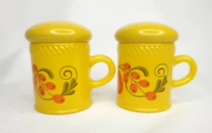 2 Vintage Retro Avon Powder Sashet Bottles Pennsylvania Dutch With Handles - Picture 1 of 8