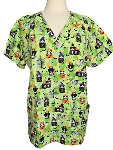 Cassandra Women's Green Scrub Top size XL- Halloween Sloths - Picture 1 of 8