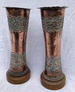 2 ANTIQUE VINTAGE TRENCH ART VASES WW1 WORLD WAR ART NOUVEAU FLOWER DEFORMED TOP - Picture 1 of 12