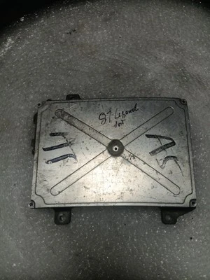 ENGINE COMPUTER ACURA LEGEND 1986 1987 37820-PH7-675 2.5L V6  ECU ECM OEM (GB) Foto 1 de 4