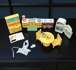 Epoch Calico Critters KOZY KÜCHENSET Geräte Möbel Zubehör - Bild 1 von 16