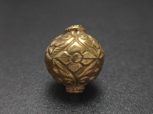 Maravillosas cuentas hechas a mano grabadas doradas de cobre con cuentas tibetanas de colección 26 mm - Imagen 1 de 18