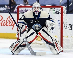 Matiss Kivlenieks in Net Stance Columbus Blue Jackets 8x10 NHL Hockey Photo - Picture 1 of 1