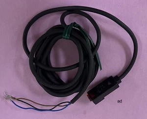 SUNX GXL-8F Micro-size Inductive Proximity Sensor - Picture 1 of 2