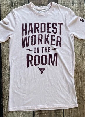 CAMISETA UNDER ARMOUR HEATGEAR ROCK PROJECT HARDEST WORKER ROSA PARA HOMBRE PEQUEÑA NUEVA SIN ETIQUETAS Foto 1 de 4