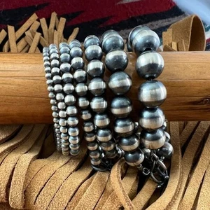 925 Sterling Silver Navajo Pearl Bracelet, stretchy or toggle clasp - Picture 1 of 9