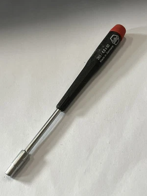 Wiha 265 / 4.5 X 60 Precision Metric Nut Driver Made in Germany - Image 1 of 3