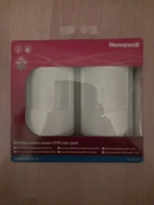 Honeywell Motion Sensor (PIR) Twin Pack. HS3PIR2S. BRAND NEW! - Picture 1 of 6