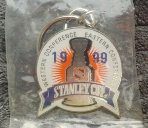 1999 STANLEY CUP NHL Hockey New Sealed Keychain Buffalo Sabres Dallas Stars Hull - Picture 1 of 3