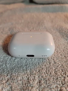 Apple AirPods Pro (2nd Gen) Earbuds & Case A2968 A2699 A2698 - Tested - Photo 1 sur 6