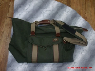 American Tourister 旅行者携带肩带行李袋 Du Pont Cordura — 第 1/4 张图片