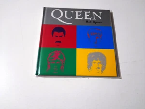 QUEEN "HOT SPACE" CD + LIBRO 11 TRACKS COMO NUEVO - Picture 1 of 2