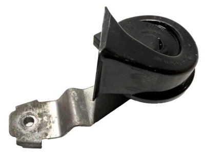 Passat Volkswagen Front Right Passenger Side Low Note Tone Horn Signal OEM 12-19 - Image 1 of 4