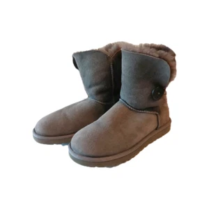 UGG Australia Women's Genuine Sheepskin Gray Suede Hi-Low Boots Size 8 - Picture 1 of 13