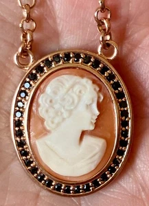 AMEDEO HAND CARVED SHELL ZIRCONIA SMALL PENDANT NECKLACE ** More RARE items MG - Picture 1 of 4