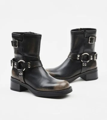 Botas de Moto Steve Madden Brixton Negras Envejecidas, Para Mujer Talla 9.5 Ret $225 Foto 1 de 4