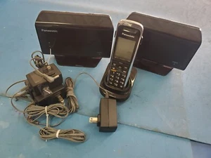 PANASONIC KX-TPA50 CORDLESS PHONE with 2 KX-TGP500 and power cords - Picture 1 of 7
