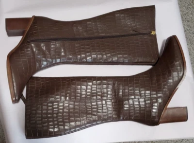 Botas hasta la rodilla Journee Signature para mujer marrón Tamori punta cuadrada cremallera 11 M 1E Foto 1 de 4