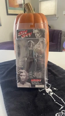 Figura NECA Sin City Wendy Blanco y Negro Frank Millers Foto 1 de 4
