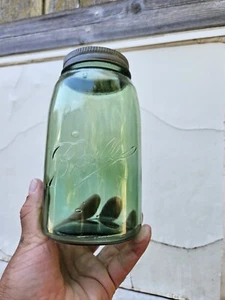 Vintage green glass ball Mason jar. - Bild 1 von 20