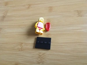 Lego Minifigure Series 2 8684 Female Lifeguard - Picture 1 of 2