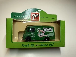 Lledo No 71006 Diecast Van:  1959 Morris LD 150  - 7UP Green - Picture 1 of 7