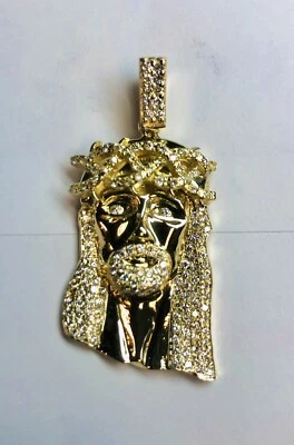 Colgante Jesús Diamante 10k Foto 1 de 4