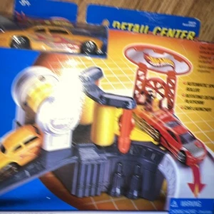 Mattel Hot Wheels Detail Center Play Set Vintage 2001 With Car New Sealed - Picture 1 of 4