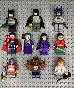 Lego DC Super Heroes Minifigures Lot and Accessories - Picture 1 of 1