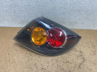 Lanterna traseira lateral direita do passageiro Mazda 3 Hatchback 2004 2005 2006 fabricante de equipamento original S9419 DW - Imagem 1 de 4