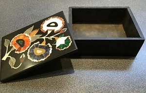 Caja de baratija de mármol negro / Caja de collar de trabajo con incrustaciones de piedras preciosas / Caja decorativa - Imagen 1 de 6