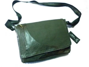 BORSA A TRACOLLA UOMO VERA PELLE E TESSUTO JEANSATO, MOD: GIO MEDIUM - MOD 12/25 - Picture 1 of 4